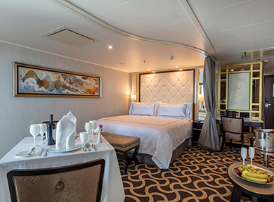 1725605536817palace-deluxe-suite