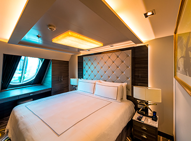 1726558796793palace-deluxe-premium