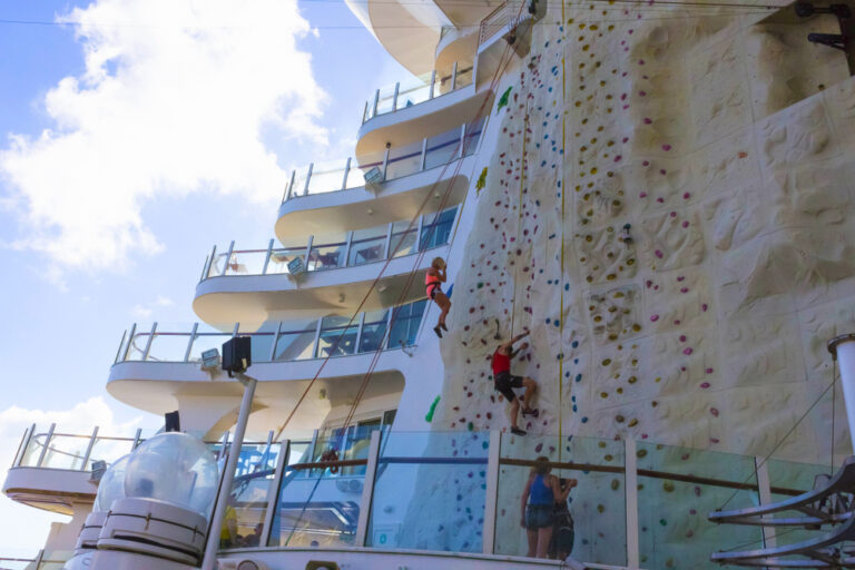 Cape,Canaveral,,Usa,-,May,06,,2018:,The,Climbing,Wall